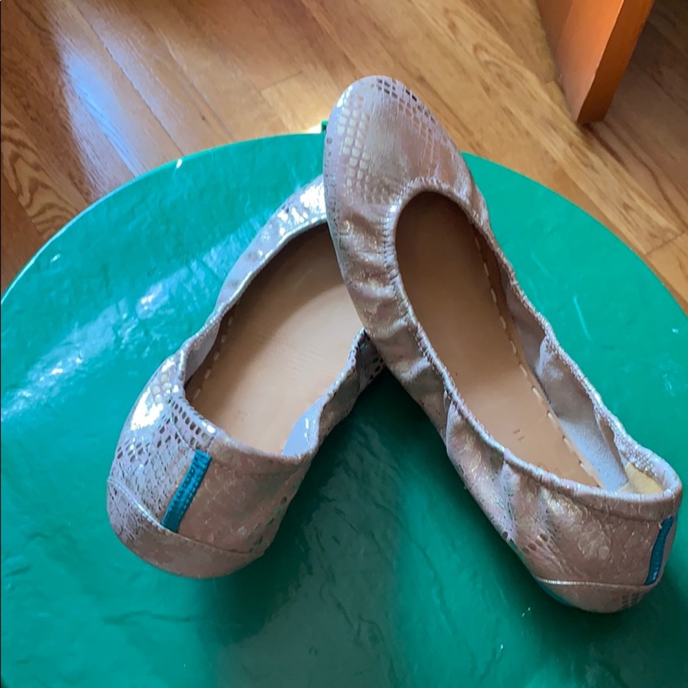 Tieks 11 Gold/Blush Snakeskin. Worn 2x
